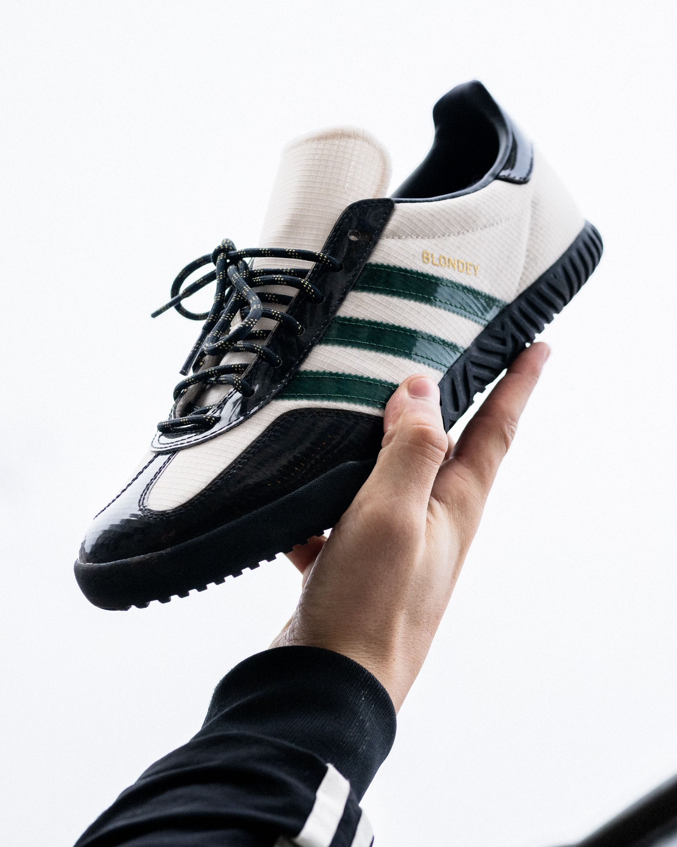 adidas gazelle silver green womens A.B. Gazelle Indoor (Blondey) – Premier main image 1
