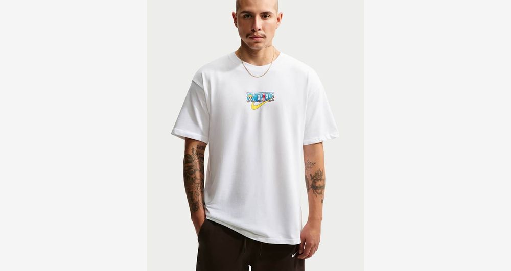 nike-x-one-piece-solo-swoosh-men-s-t-shirt-white-IX8507-100.jpg