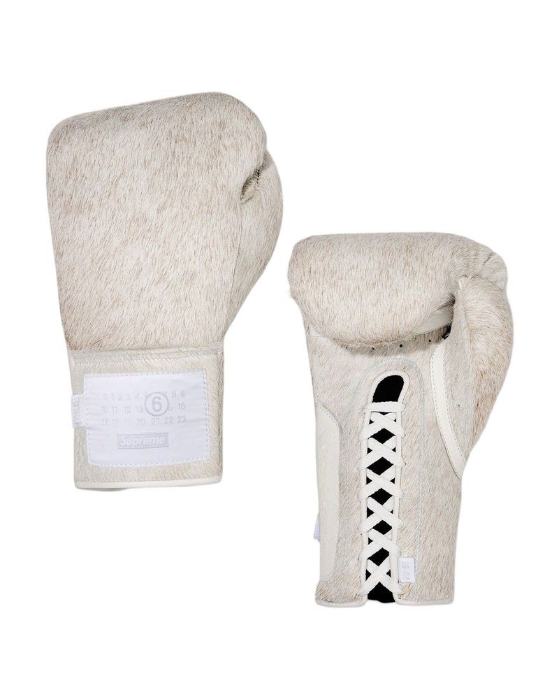 spring-summer2026-supreme-r-mm6-maison-margiela-everlast-r-1910-pro-boxing-glove-set-of-2-1c90140c.jpg