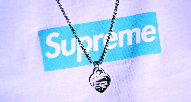 Supreme Tiffany fall winter 2021 collab collection silver heart key stars pendant pearl neclace tag