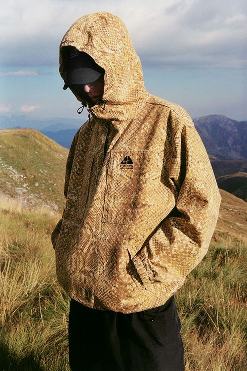 SLN Official - Supreme Head Outdoors for Nike ACG Collab with