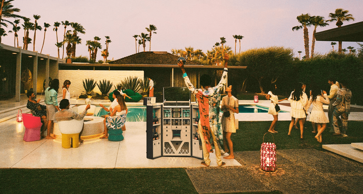 Louis-vuitton-art-of-living/highlights/art-of-living-campaign