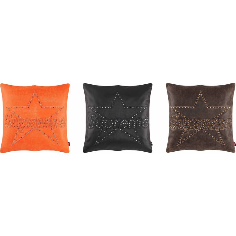 fall-winter-2025-supreme-r-vanson-leathers-r-b-b-simon-pillow-group-shots-details-3_sqr.jpg