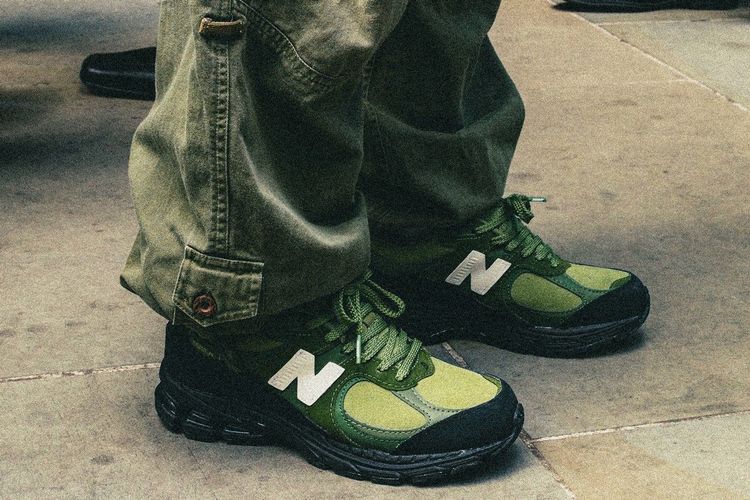 the basement new balance 2002r 3
