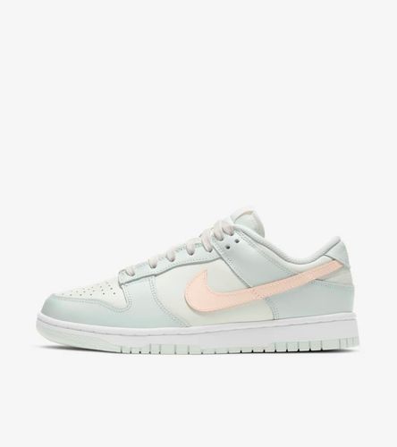 Nike Dunk Low Barely Green w