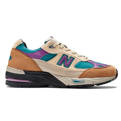 Palace x New Balance 991 Tan sneaker streetwear news info