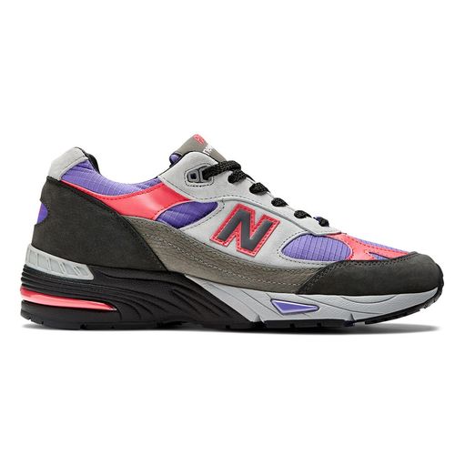 Palace x New Balance Black sneaker streetwear news
