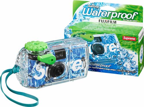 SUPREME x FUJIFILM WATERPROOF CAMERA