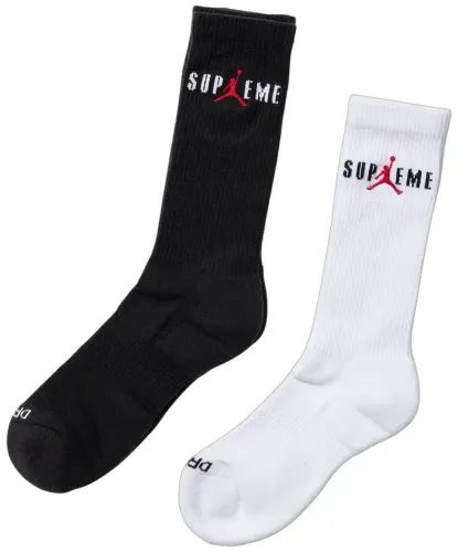 Supreme x Jordan Crew Socks (2 Pack)