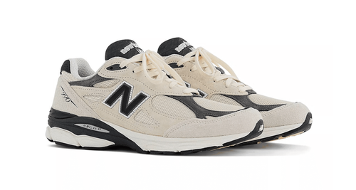 The New Balance MADE in USA 990v3 moonbeam header