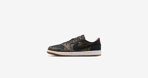 air-jordan-1-low-og-laser-black-and-varsity-red-IV6750-001.jpg
