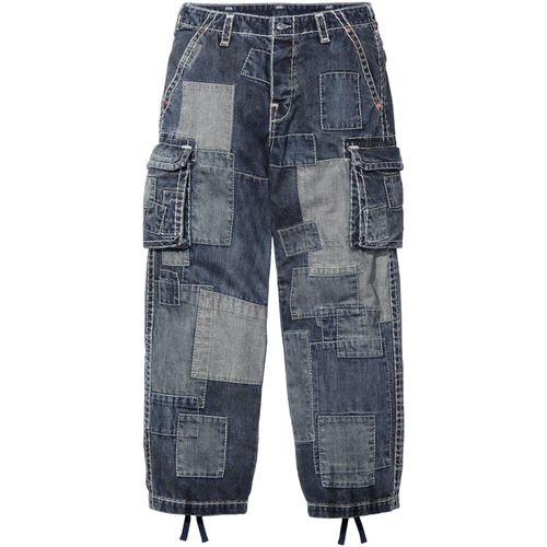fall-winter2025-true-religion-patchwork-cargo-pant-details-7_sqr.jpg