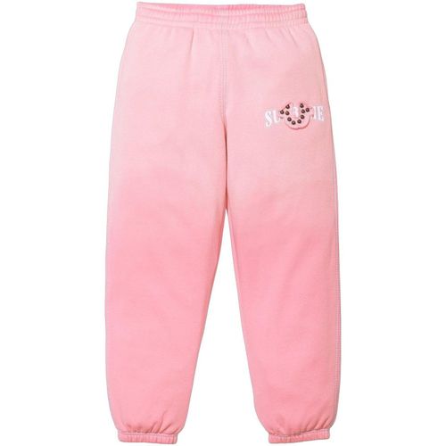 fall-winter2025-true-religion-sweatpant_sqr.jpg