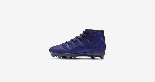 jordan-11-mcs-space-jam-black-ja7792-400.jpg
