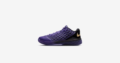 kobe-3-low-protro-x-fc-barcelona-black-and-electric-purple-IO6257-001.jpg