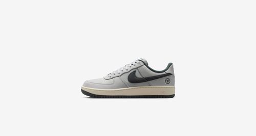 yuto-horigome-x-nike-sb-air-force-1-low-light-bone-and-iron-grey.jpg